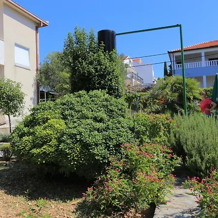 公寓 By The Sea Seget Vranjica, Trogir - 18487 *